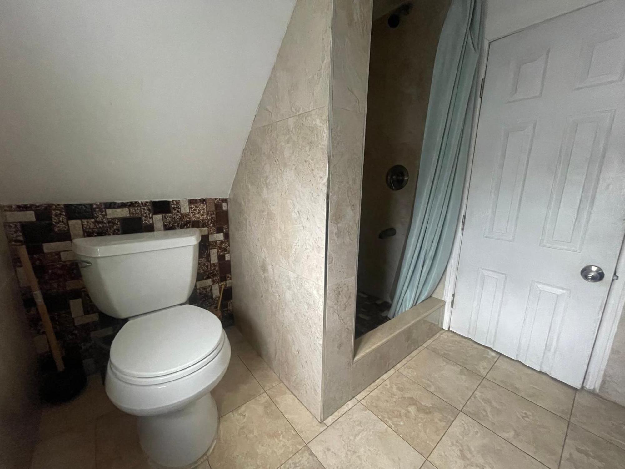 Appartamento Private Loft 5 Min Away From Lga New York Esterno foto